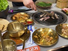 -金会长自助海鲜·烤肉(人民广场店)