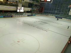 -冠军冰场CHAMPION RINK(凯德广场店)