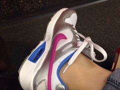 -NIKE上海青浦换季优惠店