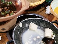 -吃饭皇帝大土家民族菜(正大广场店)