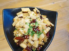-临界音乐酒馆·小龙虾·江湖菜(华熙LIVE·鱼洞店)
