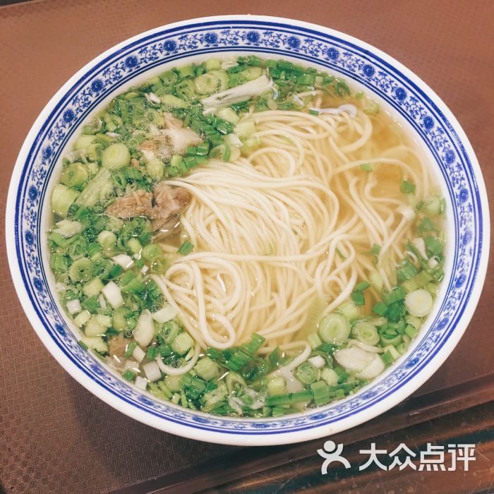 牛肉拉麵