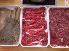 -杨老板·海鲜集市火锅·鲜切牛肉(中防万宝店)
