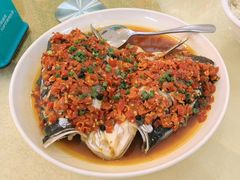 剁椒鱼头-湘里湘亲饭店(闸坡店)