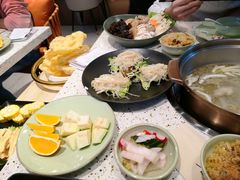 -椰子营·椰子鸡火锅(万象里店)