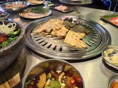 -哈哈碳都·牛肋条无限自助烤肉(台江万达店)