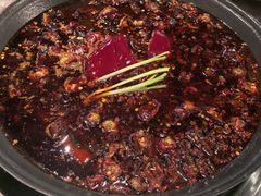 -鹿鸣山草本茶香火锅(园西路店)