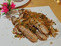 -鹏城人家海鲜酒家·23年老字号(较场尾店)