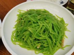 -八大碗·地道东北菜(中街店)