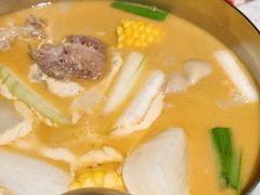 -肥仔文澳门猪骨煲(南京西路店)