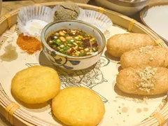 -老凯俚酸汤鱼(鸿通城店)