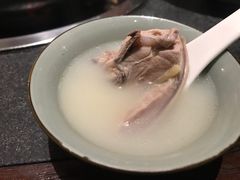 -大匠工房古船木艺术餐厅·猪肚鸡专门店(长白仙岛店)