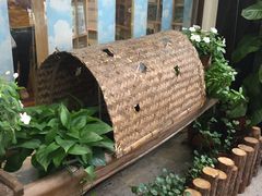 -猫的天空之城概念书店(杭州南宋御街店)