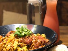 -拿渡麻辣香锅(银泰创意城店)