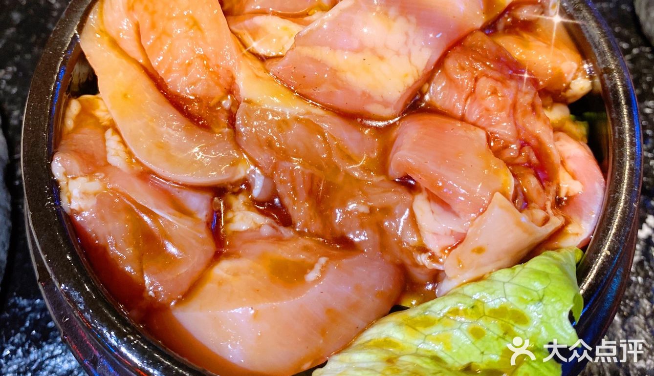 龙洞·灵与肉🌈| 不仅潮饮好喝 肉也好吃的 Ins烤肉店！💥