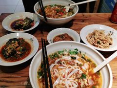 -湘人龙记老长沙米粉(鸟巢店)