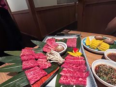 -炼火烤肉店