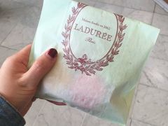 -ladurée(戴高乐机场T 2F店)