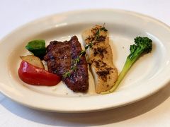 -马克西姆俄罗斯餐厅(通亚街店)