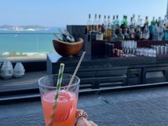 -瑰丽酒店·海吧·天际下午茶·现场DJ·天台酒吧