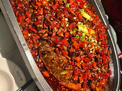 -江边城外烤全鱼(世茂广场店)