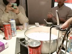 -尚尚仙·酸汤猪手·猪肚鸡火锅(华联万柳购物中心店)