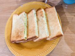 咖椰吐司-HELLO 27 意面·沙拉·帕尼尼