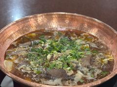 -朝伟清真铜瓢牛肉馆(三十年老·店)