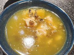 台式麻辣花胶鸡鸳鸯锅-湊湊火锅·茶憩(世博大道店)