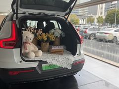 -杭州中沃沃尔沃4S店(滨江区店)
