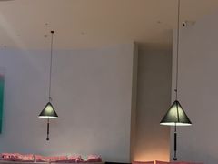 -涨巢·潮玩水疗局