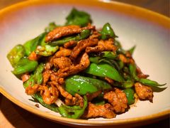 辣椒炒肉-青年公社烤鸭(滨湖银泰店)