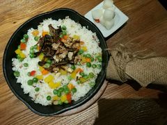 牛肝菌闷饭-云海肴·汽锅鸡·云南菜(天津国金汇店)