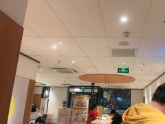 大堂-麦当劳(玉桥中路店)