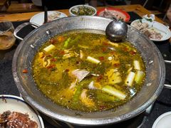 -小饕荟雅安贡椒鱼鲜馆(广福桥店)