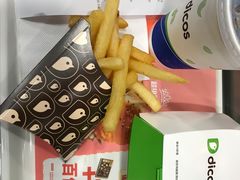 辣味超级鸡腿堡餐-德克士(西站站内店)