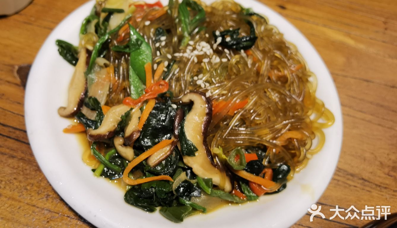 一口鸡汤一口泡菜,韩国欧巴餐桌最爱