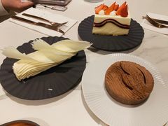 -潮一不贰·法式甜品·生日蛋糕·西式简餐(外滩店)