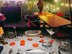 -弦月窗LUNETTE BY AMANDA(复兴路店)