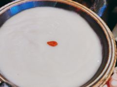 -老牌坊云南鱼豆花火锅(哈西万达店)