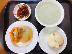 牛肉包子-白魁老号饭庄(交道口店)