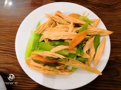 -清真吴记门钉肉饼·喜多利