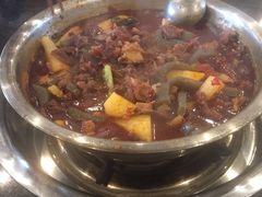 -周老三跷脚牛肉·全牛火锅(非遗传承店)