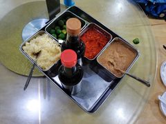 -四川小胡子海鲜(丁村万人海鲜广场店)