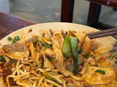 -方铲铲·成都板凳面(滨江银泰店)