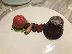 -La Mer Restaurant & Lounge