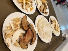 -天宜隆蘑菇宴火锅(石景山旗舰店)