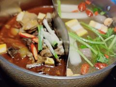 -海底捞火锅(杭州萧山宝龙广场店)