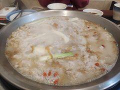 -老来福·非遗酸汤兔(凯旋路店)