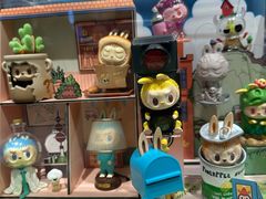 -泡泡玛特POPMART(国金街店)